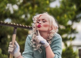 Королева СНТ: гороскоп для дачниц