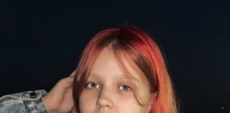 Забеременевшая в 13 лет Дарья Суднишникова впервые показала лицо дочери