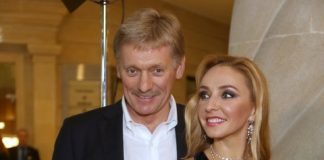 Медленный танец под выступление Эмина Агаларова и торт с коньками: вечеринка в честь Дмитрия Пескова