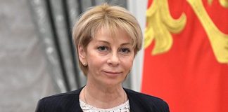 Вдовец доктора Лизы: «Когда я заплакал, Чулпан обняла меня так же, как это сделала бы жена»