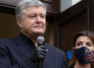 Политолог резко ответил на заявление Порошенко об операции против россиян