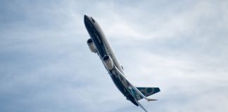 В сенате США заявили, что пилотов Boeing 737 MAX тренировали неправильно