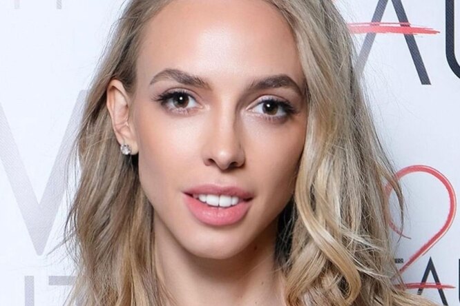 &laquo;Мой лиф свел всех с&nbsp;ума&raquo;: звезда Comedy Woman произвела фурор на&nbsp;вечеринке