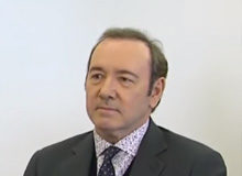 Новости кино: Кевину Спейси предъявлены обвинения. Актер Кевин Спейси предстанет перед судом в Лондоне — KinoNews.ru — Кевин Спейси. Кевин Спейси фильмы. Кевин Спейси новости. Новинки кино. Новинки кино 2022. Новости кино. Новое кино. Новое кино 2022.