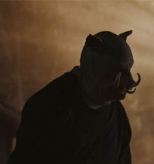 В новом фильме «Винни-Пух: Кровь и мед» Винни-Пух и Пятачок станут садистами — KinoNews.ru — Новинки. Винни-Пух: Кровь и мед. Винни-Пух: Кровь и мед отзывы. Отзывы о Винни-Пух: Кровь и мед. Новинки кино. Новинки кино 2022. Наше новое кино. Новости кино.