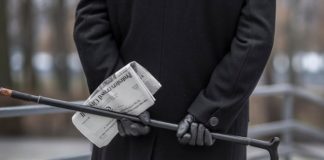В безумном максе Крис Хемсворт