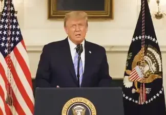 Я никогда не сдамся: Дональд Трамп сделал заявление после стрельбы