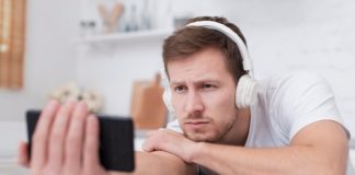 Надо брать умный будильник Xiaomi