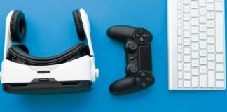 Цена на Sony Playstation 4 Pro — 28 099 рублей
