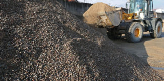 Компания на Кубани планирует ускорить производство щебня по нацпроекту