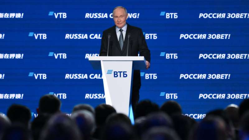 Путин назвал причину популярности китайских автомобилей