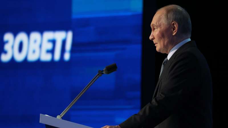 Путин заявил о негативном влиянии США на экономику Ближнего Востока