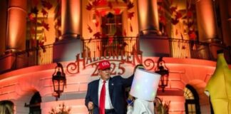 Трамп с Вэнсом закатили вечеринку на Хэллоуин во время назревающего голода