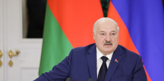 «Бей своих, чтобы чужие боялись»: Лукашенко прокомментировал инцидент на льду