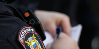 «Садись в машину»: в российском городе мужчина заманивал школьницу