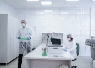 В Новокузнецке проверят анализы медработников роддома, где умерло много младенцев