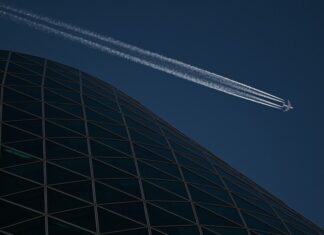 Ухудшение погоды привело к транспортному коллапсу в Европе