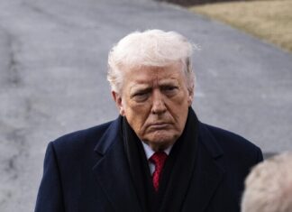Трамп ударил пошлинами по торговле с Ираном, Китай готовит ответ