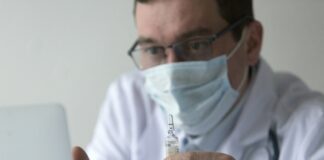 Владимиру Путину в МФТИ рассказали о гонконгском гриппе