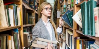 Книжные полки компании ABBYY и их уникальные решения